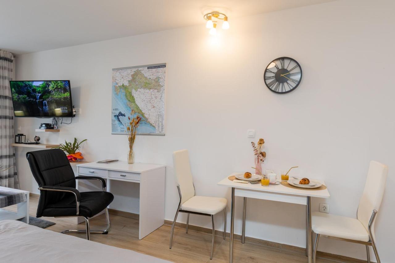 Nomad Dubrovnik + Free Parking Apartamento Exterior foto